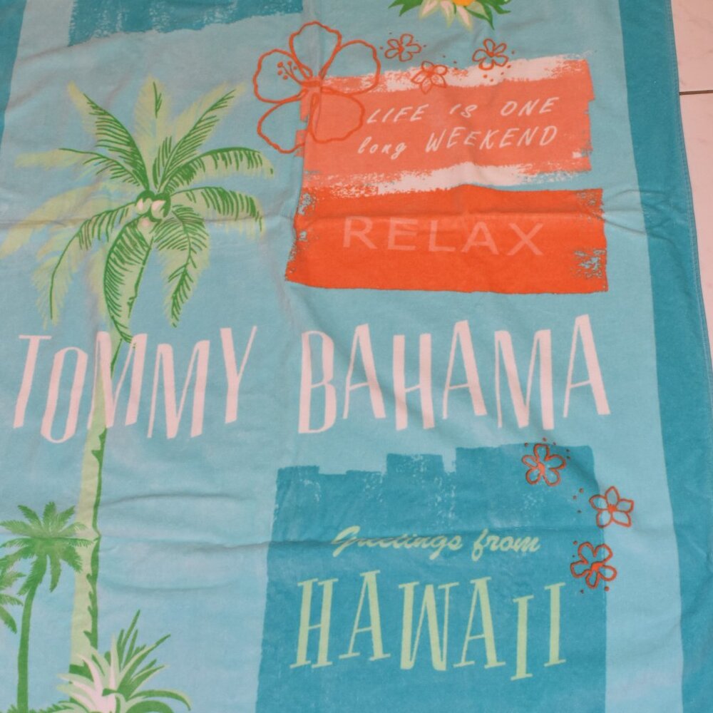 3 Tommy Bahama Beach towels - NWOT - 29$ each